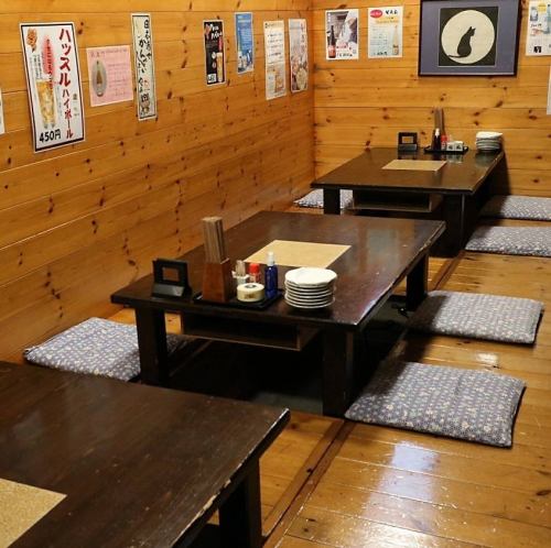 As for the digging Tatsuno seats, we have 3 seats for 4 people.It's a digging, so you can stretch your legs and it's easy ♪ It can be reserved as a private room for 10 to 15 people ◎ If you wish, please make a request reservation or contact us by phone!