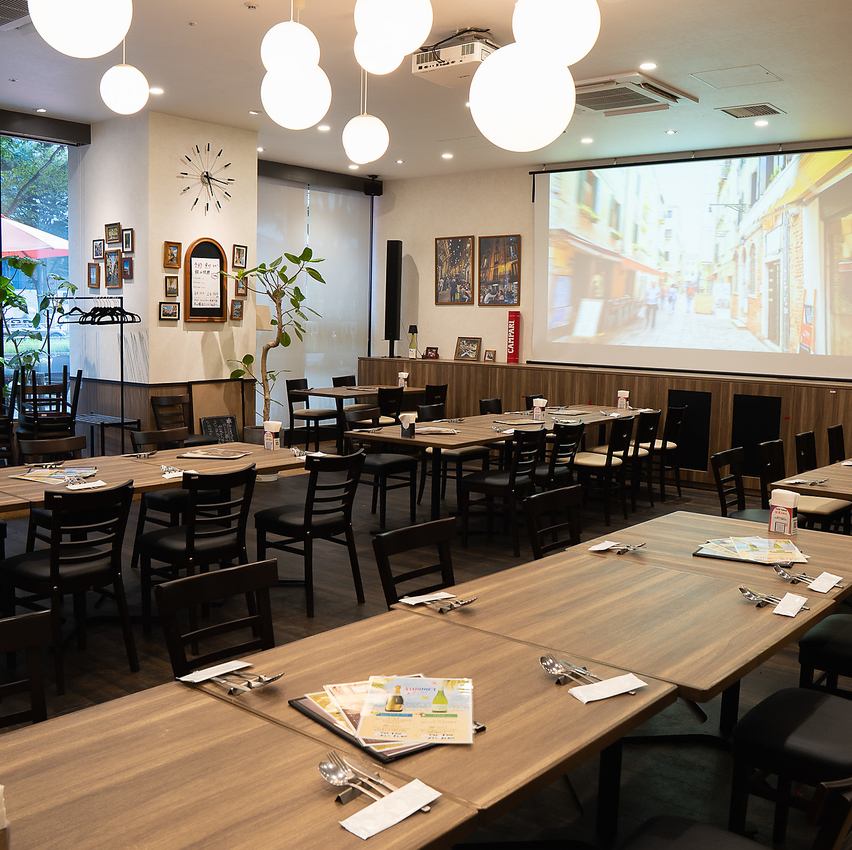 内装までこだわったおしゃれな空間でおくつろぎ頂けます