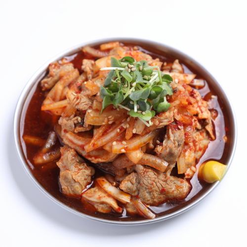 【ラム肉とお酒を堪能】