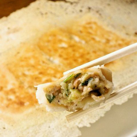 ★★Limited to our restaurant★★ "Ryukyu Agu Gyoza" Refined gyoza dumplings are all handmade from the skin! ~Listed in Michelin Guide 2019~