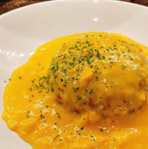 ※日替わりメニュー　とろーり滑らかオムライス