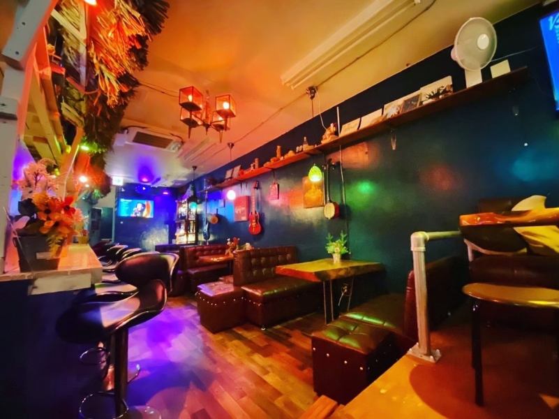 パーティーも楽しめる広々とした店内は、40名から100名までの貸切も可能!個室フロアもあるので、10名から25名程度の少人数でも快適に過ごせます。屋外テラス席もあり、最大60名までの貸切も可能です。そして実は皆んなで任天堂スイッチをすることができます◎様々シーンにてご利用しやすいようになっております♪