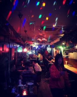 ライブハウスから貰った超高音質スピーカー/実はレーザービームも出せます。/マイク、楽器貸出/フルオーダー宴会プラン/過去の事例/6時間飲み放題/結婚式2次会パーティー/昼から開けて欲しい/DJパーティーをしたい/皆んなで一緒にビデオを見たい/好きなアイドルの歌をずっと流して欲しい/豪華舟盛りを用意して欲しい