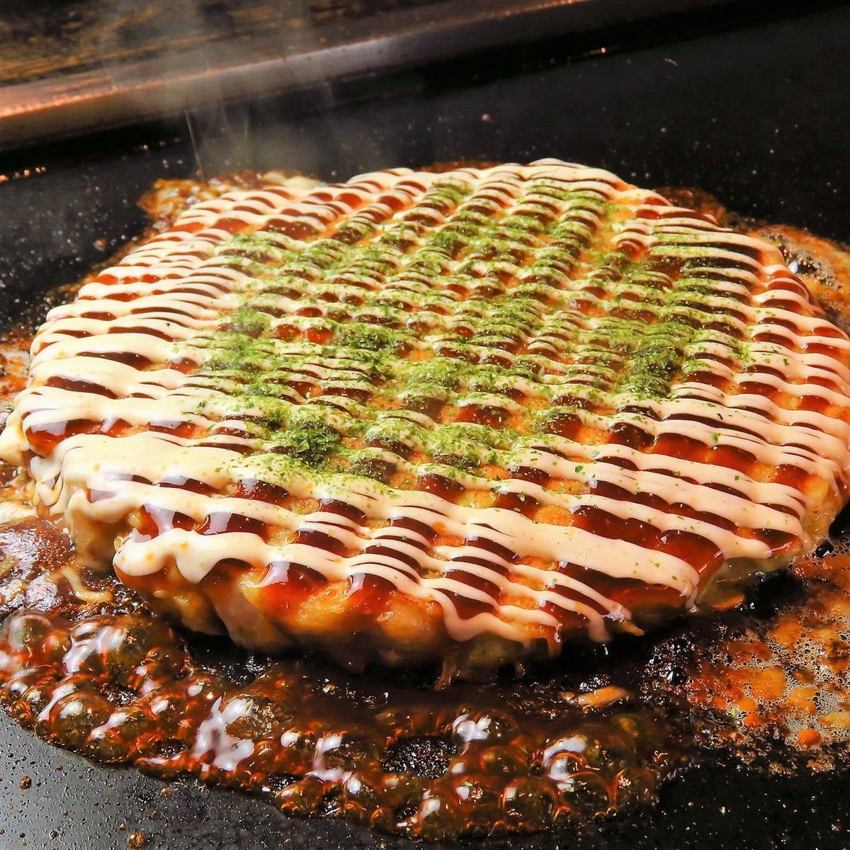 It is a restaurant where you can enjoy authentic and diverse flavors of monja in a calm atmosphere.