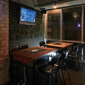 The seat at the back of the store (left) by the window !! The TV is on, so you can watch sports ◎ The men's party is also exciting !? You can enjoy alumni associations, banquets, and company banquets after a long absence ☆ You can do it, so you can have a private banquet !!