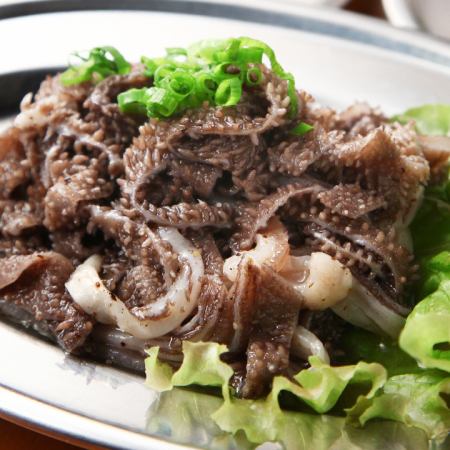 Senmai sashimi (cow/third tripe)