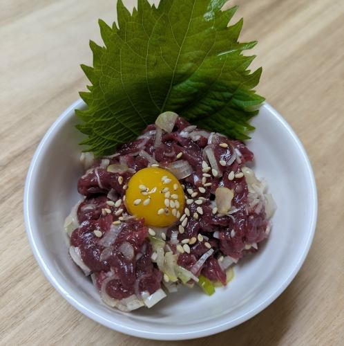 Horse sashimi salted yukhoe (horse)