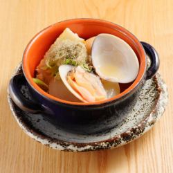 Assortment of 3 kinds of shellfish broth oden