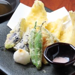 キスと季節野菜の天ぷら