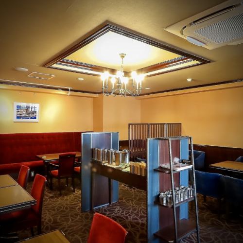 整頓された清潔感ある店内
