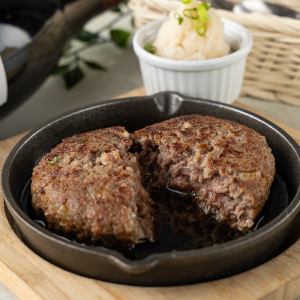 Japanese black beef A4 rank!! Drinkable hamburger steak (grated ponzu sauce)