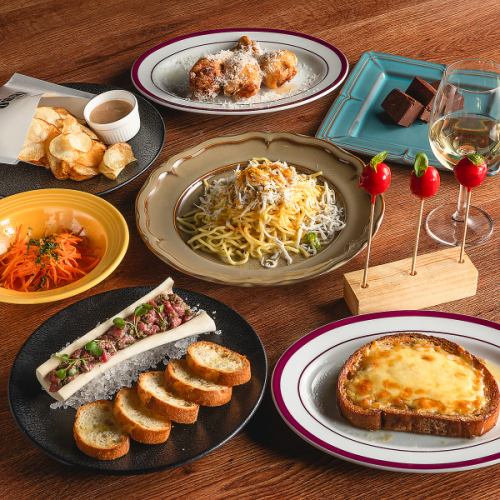 黒毛和牛使用の絶品ハンバーグ！飲み放題付きのヒーロー名物を楽しめるコースをお楽しみ下さい。