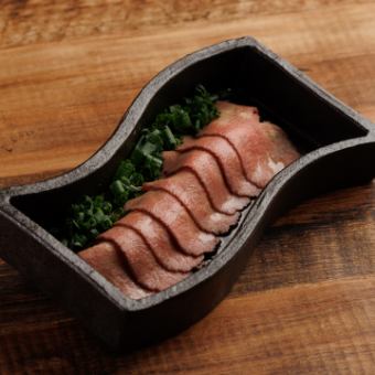 牛タンのたたき