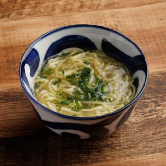 テールスープラーメン