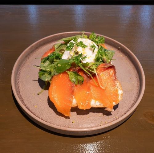 Salmon open sandwich