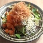 しらすとトマトの和風サラダ