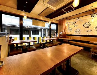 飲み放題のみ、お料理はアラカルトでご注文♪