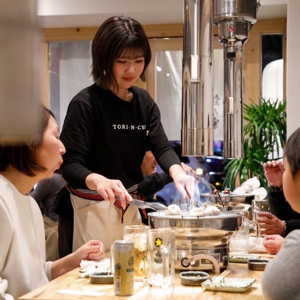 【焼き加減は店員にお任せ！】当店では美味しい状態でお召し上がりいただけるよう、”焼き”までサポート♪テーブル席やカウンター席がございますので、少人数でのご宴会にも最適です。貸切は30名様まで承っておりますので、飲み会や会社宴会などにもオススメです◎新栄周辺でお店をお探しの際は是非当店へ♪※写真は新栄店