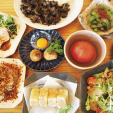 「女子会コース」飲み放題150分付き 10品3500円(税込)