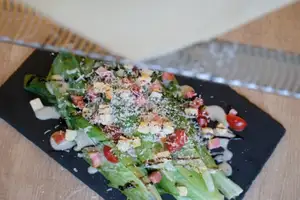 ローストロメインのシーザー