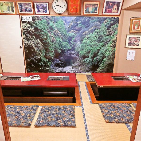 [Individual room for 8 to 12 people] You can eat the finest Miyazaki beef in the relaxing setting.Cozy digging Tsuzabiki is famous for its banquet ☆