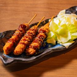 3 skewers of kushikatsu (with miso sauce)