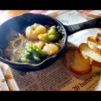 Shrimp and Broccoli's Achillo