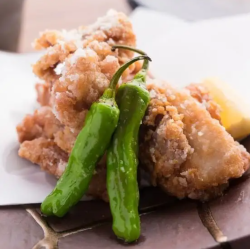 名物　鶏屋秘伝の唐揚げ