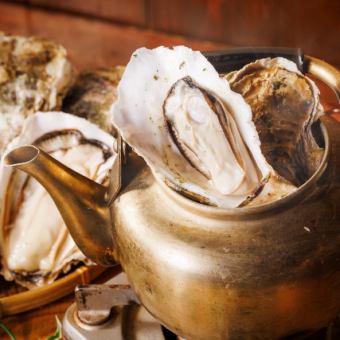 【限时特惠套餐】蒸牡蛎和萨摩鸡肉串套餐，含无限畅饮♪