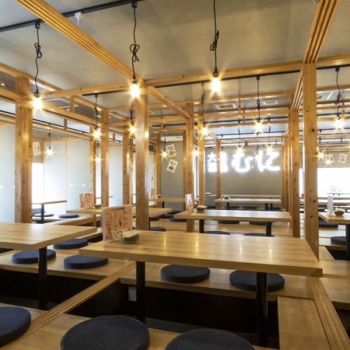 The cute interior is perfect for girls' parties and banquets in Machida.