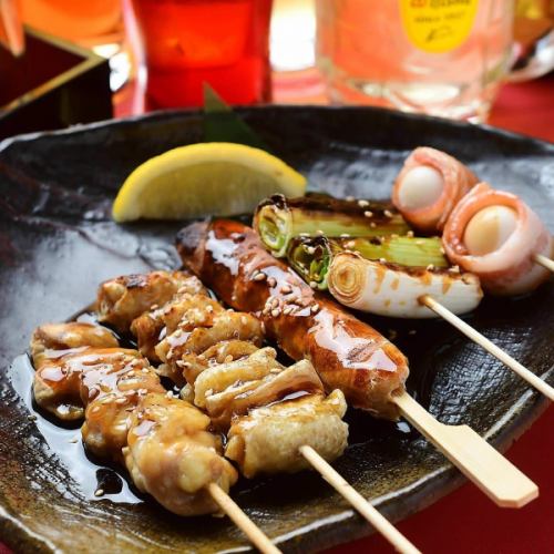 The izakaya staple of yakitori is also available.