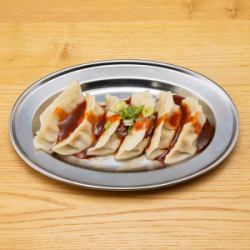 따뜻한 마술 물 만두