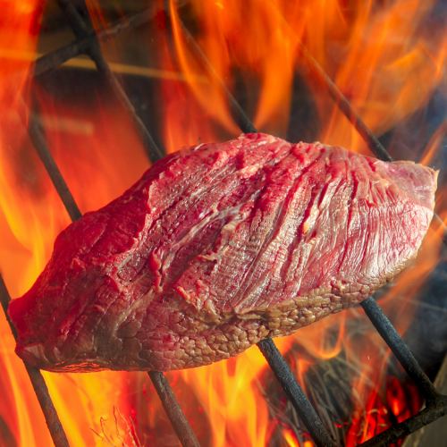 ≪Akaushi Tosa≫ Straw-grilled salt steak / garlic steak