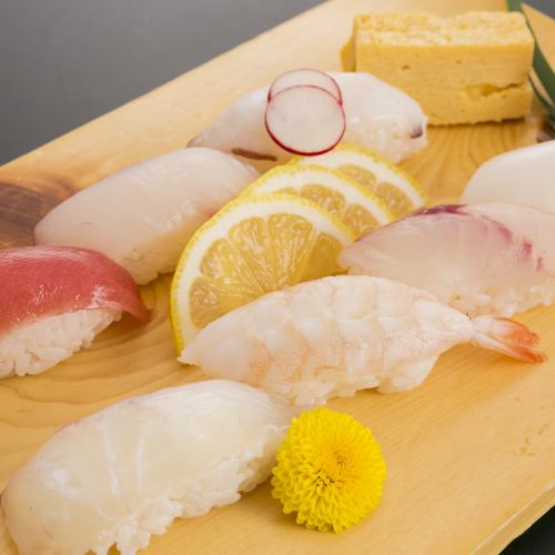 Nigiri sushi 6 types / 8 types