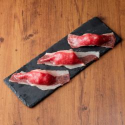 国産牛の肉寿司 3貫