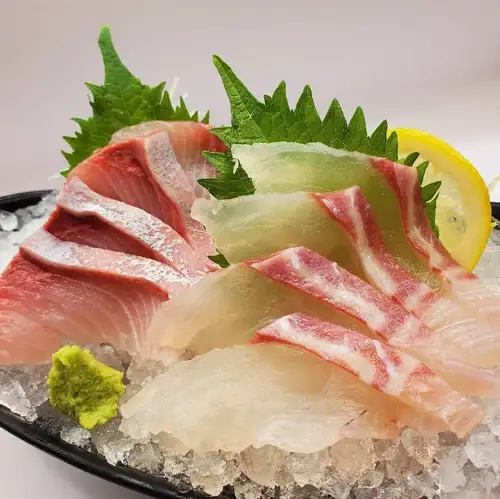 真鯛とかんぱちの食べ比べ刺
