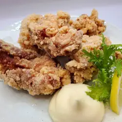萬年屋の唐揚げ