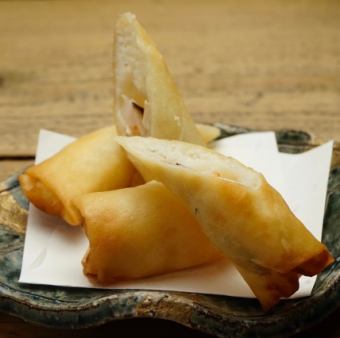 生桜海老と筍、大和芋の春巻き