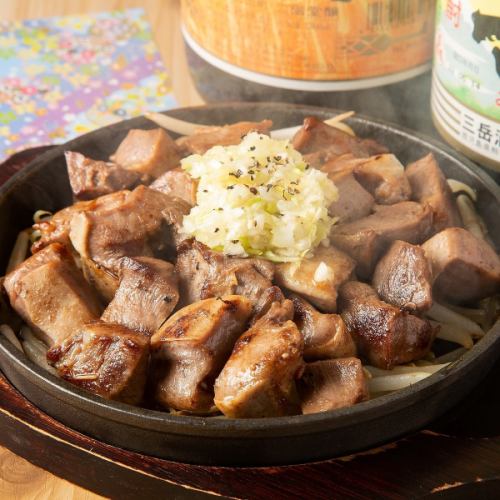 ≪Kagoshima≫ Kurokoro pork tongue steak iron plate