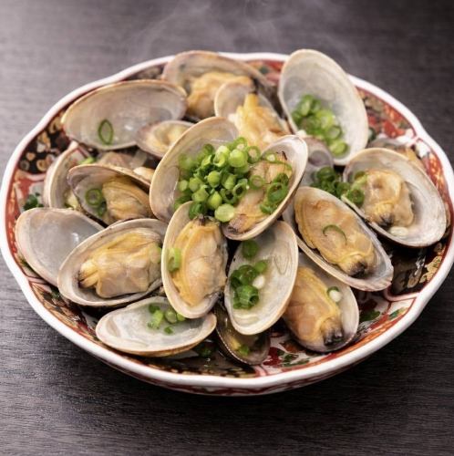 Sake Steamed Clam