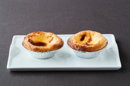 2 egg tarts