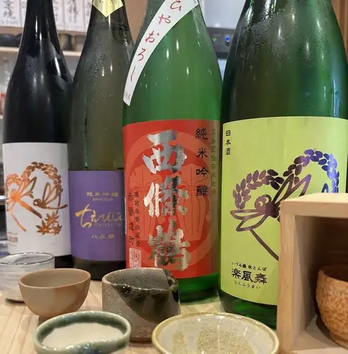 【銘酒×お寿司】20種類以上の日本酒含む90分飲み放題付き!少しずつ色々味わう女子会コース
