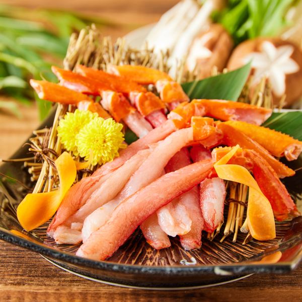 我们以北海道捕获的红帝王蟹等极其新鲜的海鲜为荣。请享受食材的原汁原味♪