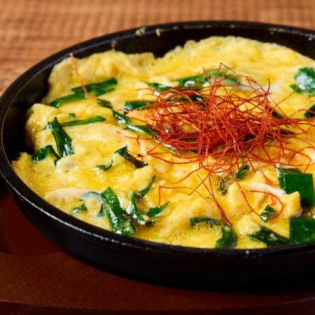 半熟ニラたま鉄板