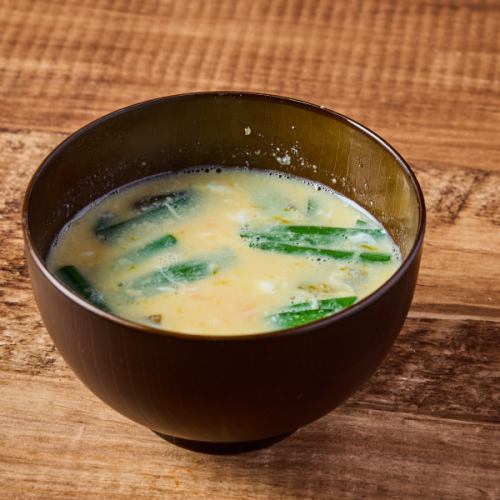 ニラ玉の味噌汁