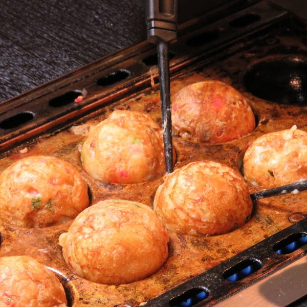 備え付けのたこ焼きプレートあり☆