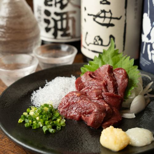 特製馬刺しもおすすめ♪