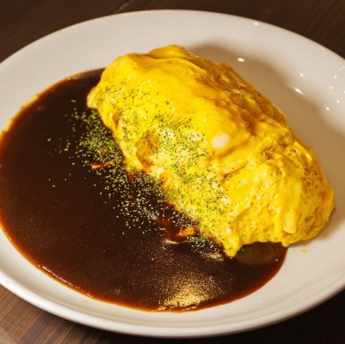 【卵がとろける】当店自慢の「トロトロオムライス」