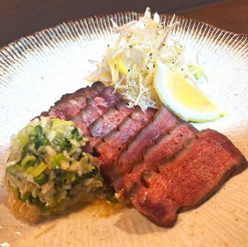厚切り牛タン焼き　ネギ塩だれ(100g)