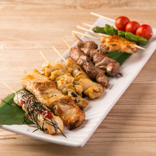 The skewered dish using the rare brand chicken "Takumi no Oyama chicken" is excellent ◎